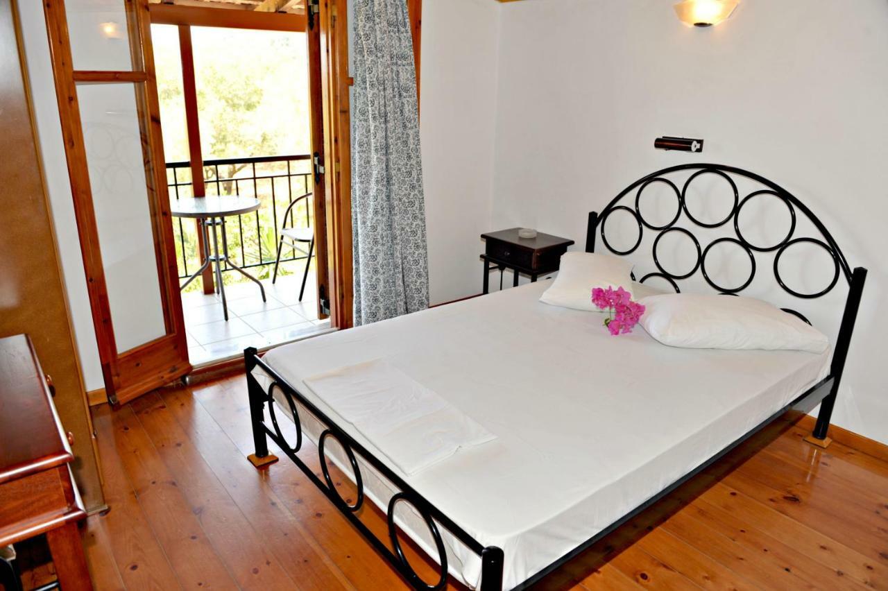 Apartment Studios Dimitris Giatras Zakynthos